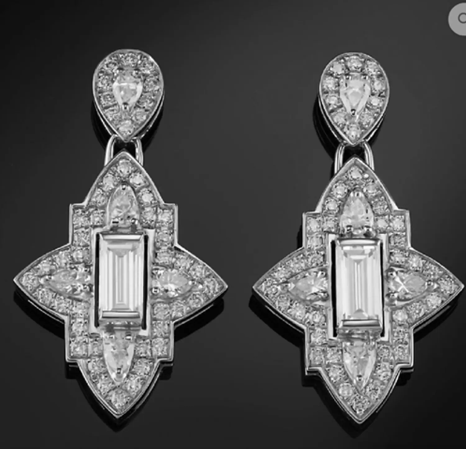 Diamant-Ohrring von Julia Kling